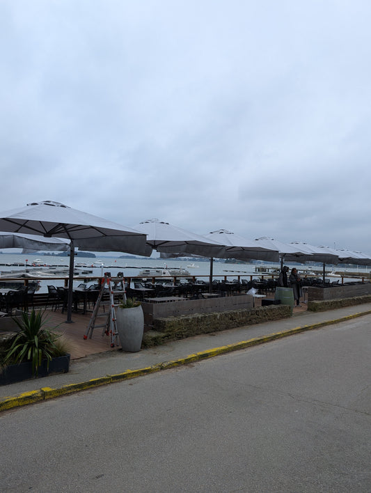 5 parasols prostor P6 XL à ARRADON (Morbihan)